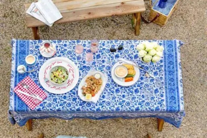 Dining 35 of 55