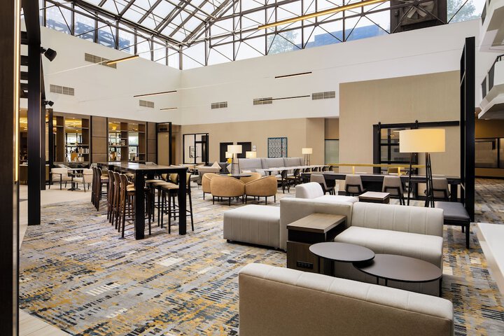 Sheraton Detroit Metro Airport