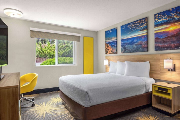 Days Inn by Wyndham Williams