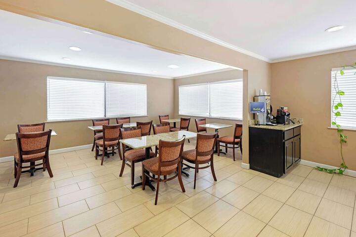 Best Western Snyder Inn