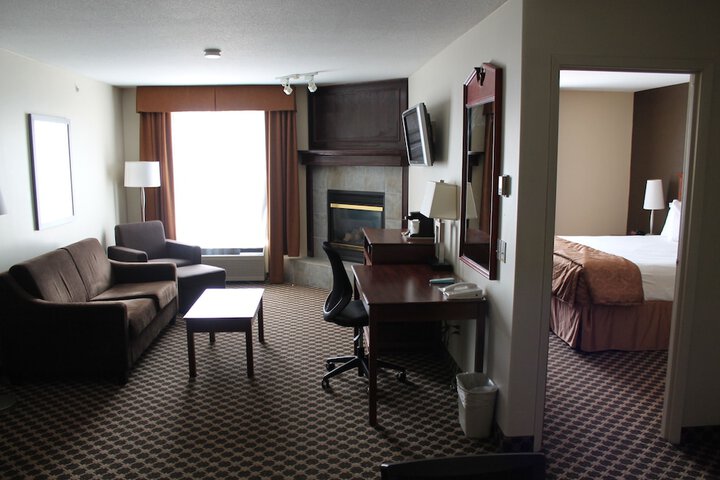 Best Western Strathmore Inn