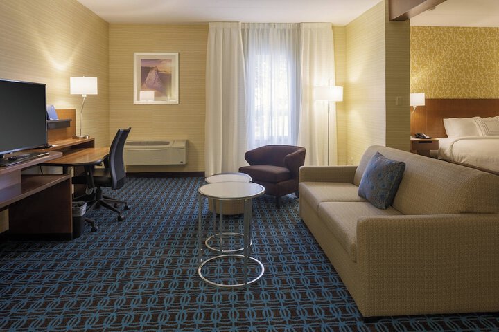 Room 17 of 31