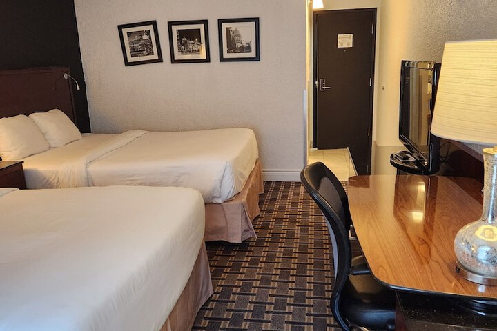 Room 62 of 127