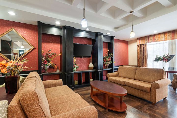 Hotel Interior 9 of 47