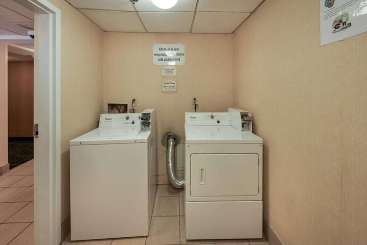Laundry 53 of 55