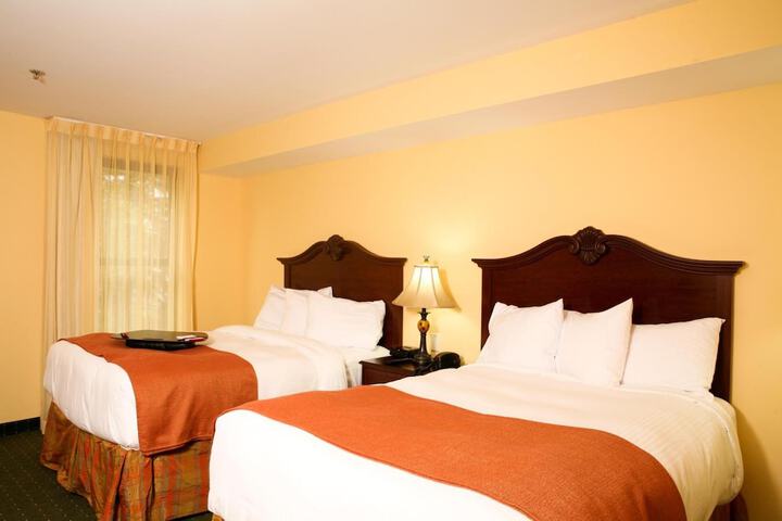 Room 20 of 36