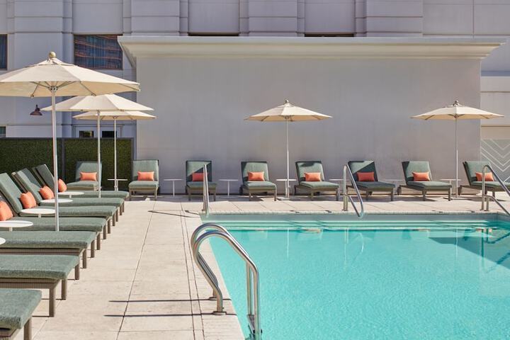 Pool 4 of 70