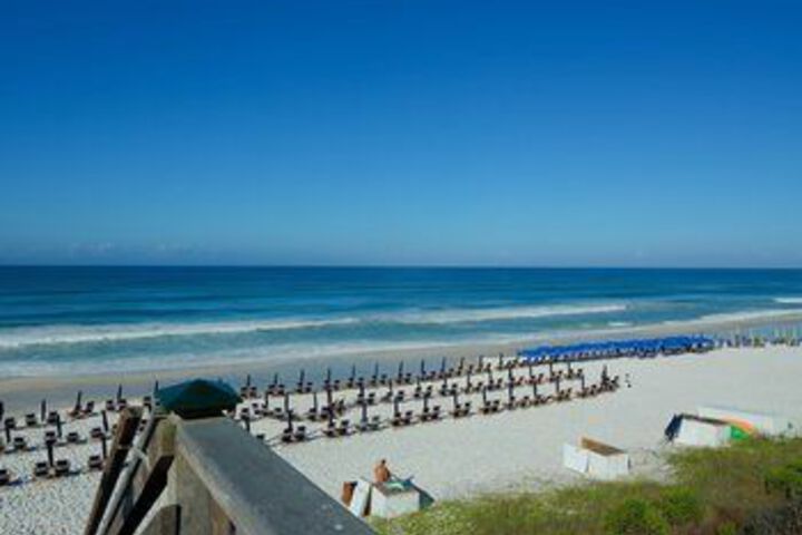 South Walton Studio by RedAwning
