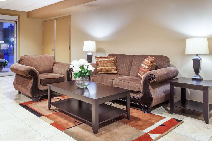 Super 8 by Wyndham Abbotsford BC