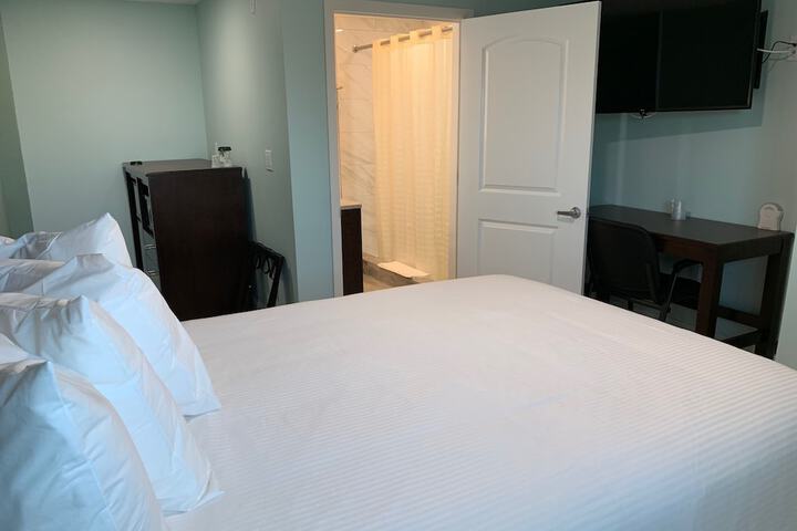 Room 12 of 43