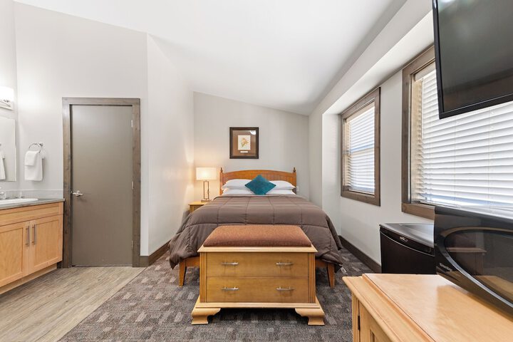 Room 40 of 46