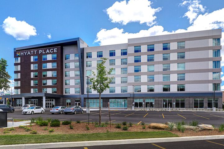 Hotel 2 of 48