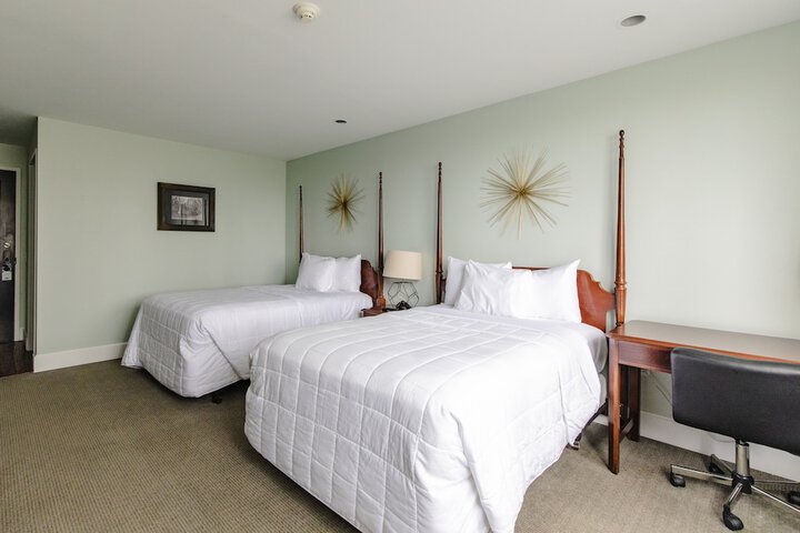 Room 28 of 119