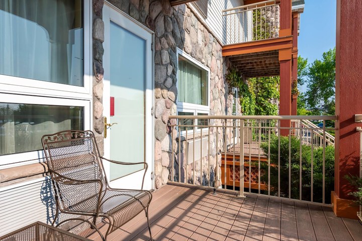 Lift Bridge Lodge an Ascend Collection Hotel