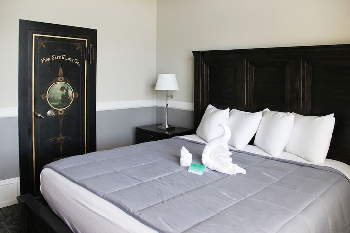 Hotel Interior 99 of 223