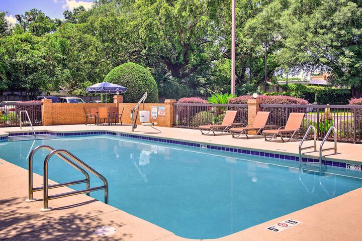 Pool 5 of 60