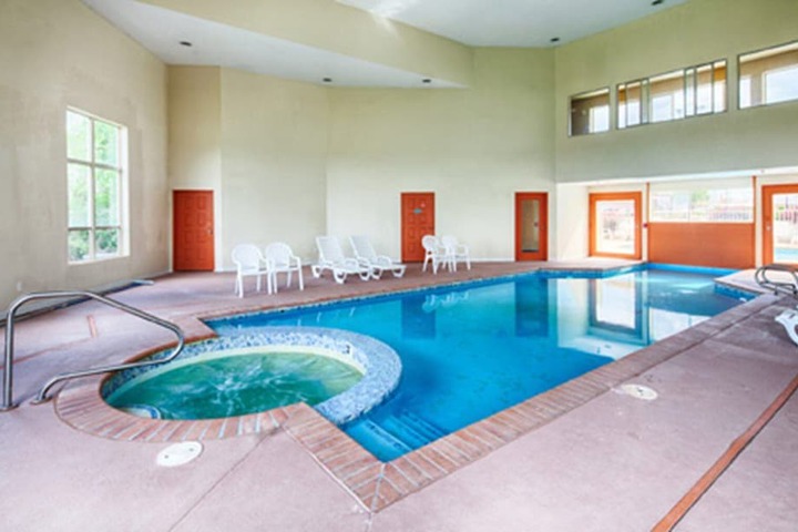 Pool 4 of 53