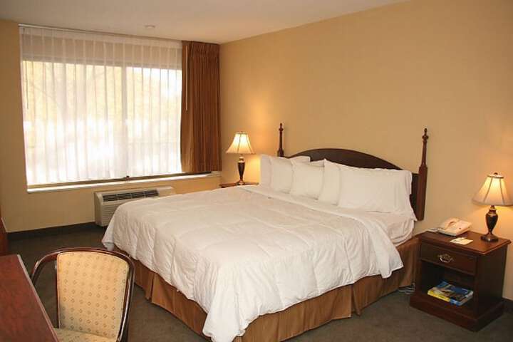 Room 54 of 84