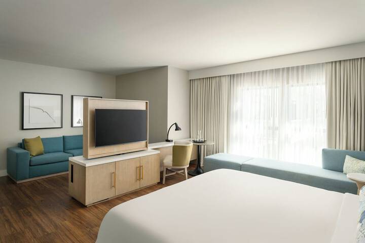 Hotel Effie Sandestin Autograph Collection
