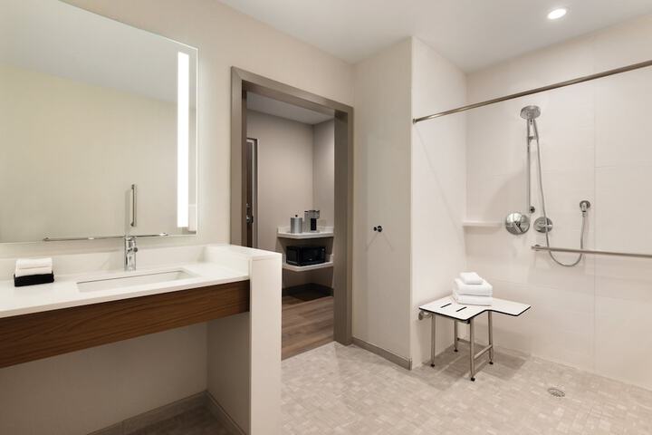 Holiday Inn Express Cape Canaveral by IHG