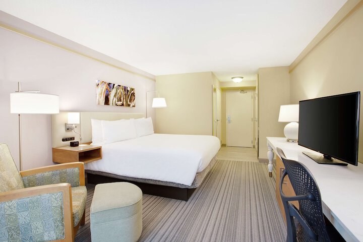 Room 41 of 79