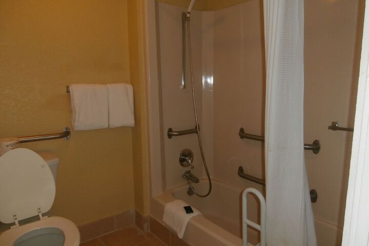 Americas Best Value Inn Conyer