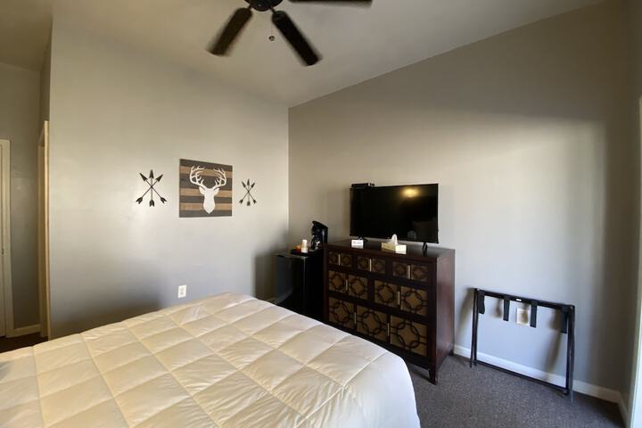 Room 34 of 50