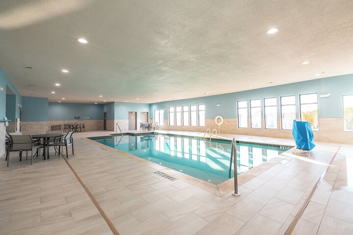 Holiday Inn Express Hotel & Suites St. Robert by IHG