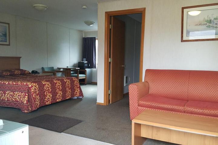Milwaukie Inn Portland South