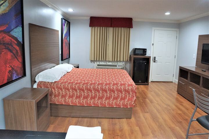 Room 22 of 40