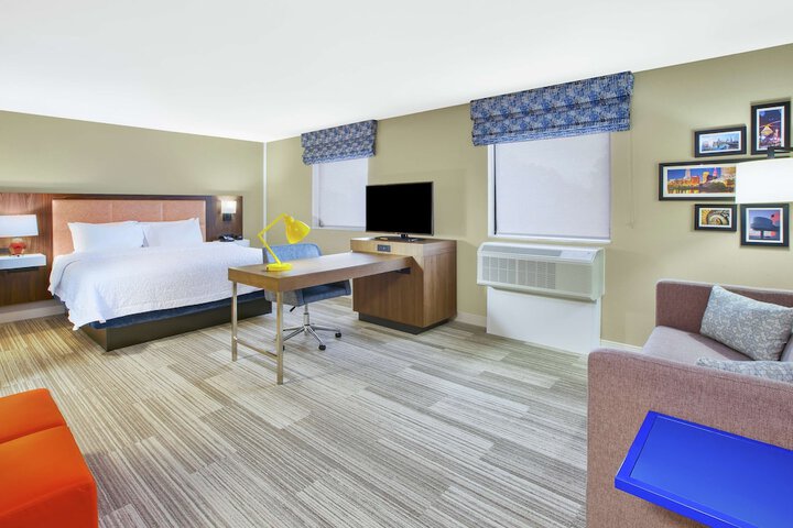 Room 18 of 22
