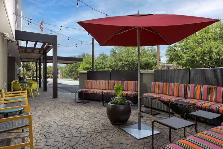 Terrace/Patio 33 of 34