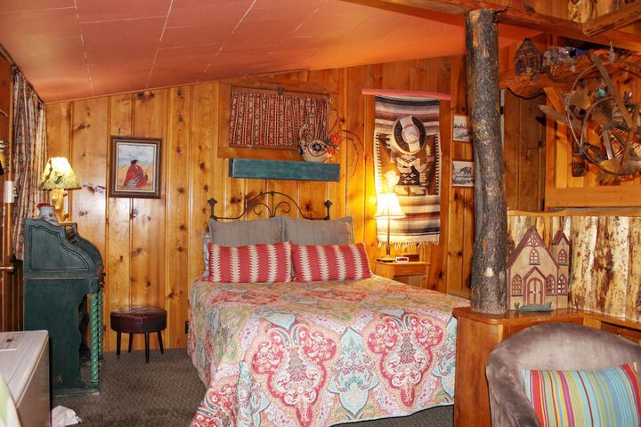 Room 68 of 182