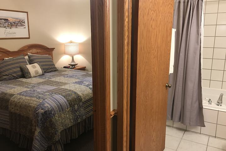 Room 90 of 157