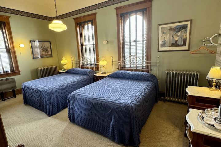 Room 50 of 67