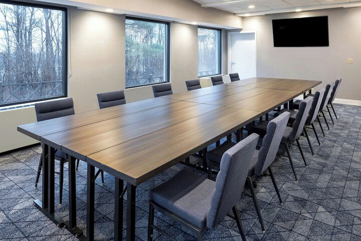 Courtyard by Marriott Burlington Williston