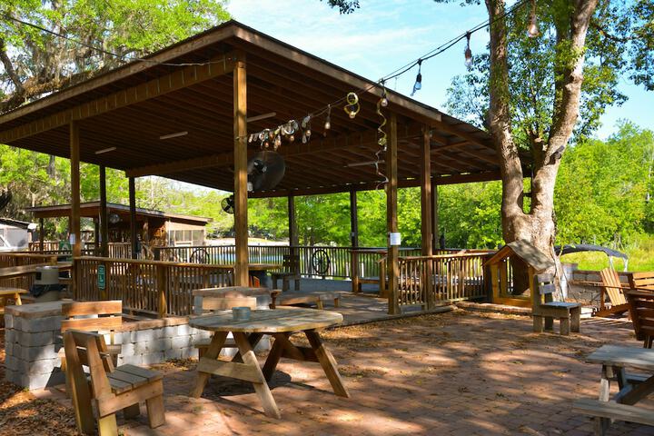 Camp Mack Lodge Marina & RV Resort