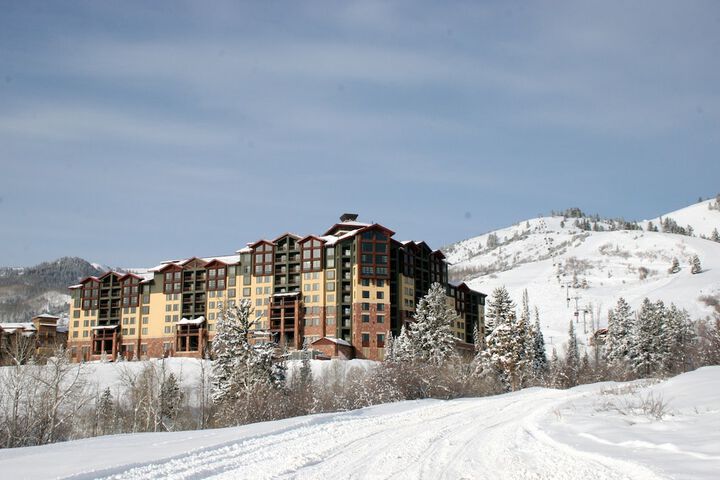 Grand Summit Hotel - Canyons Village a RockResort