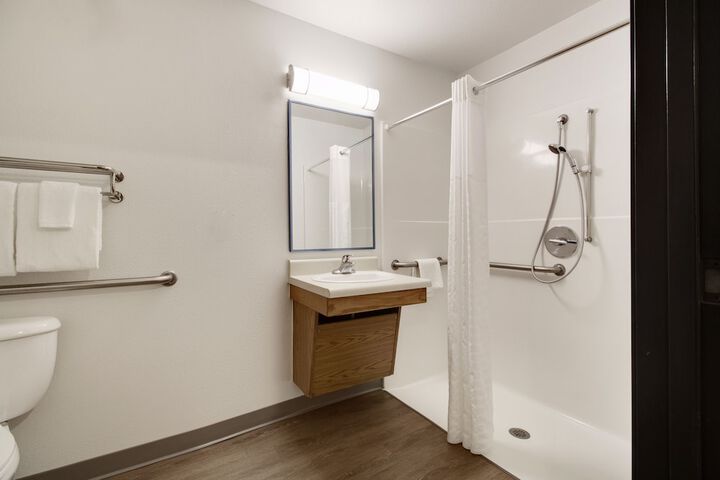 WoodSpring Suites College Station