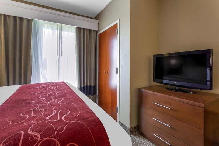 Room 8 of 37