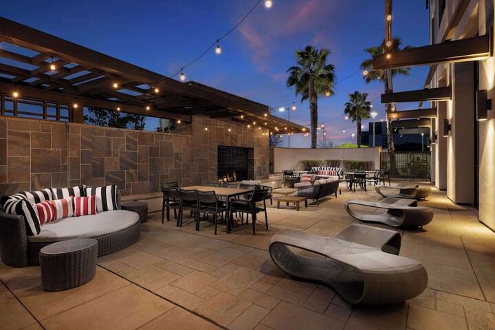 Terrace/Patio 57 of 57