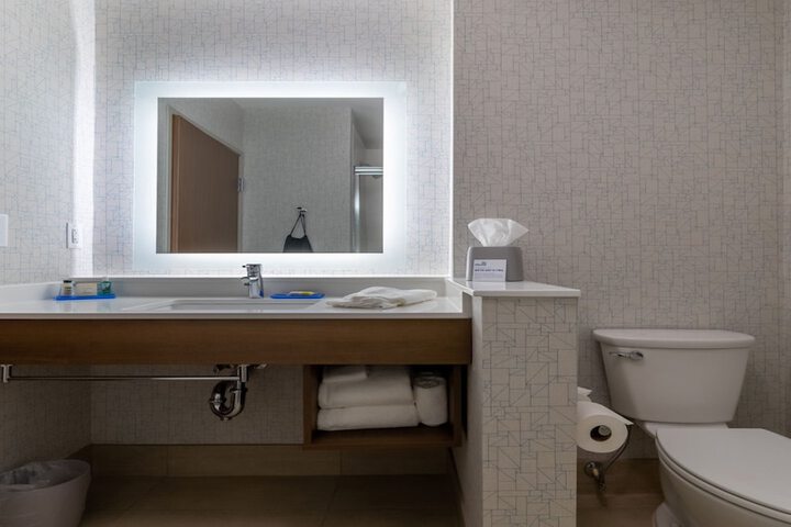 Room 18 of 45