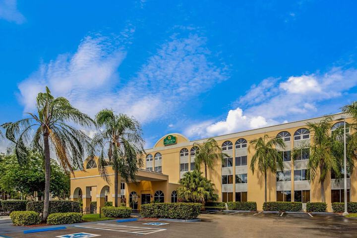 Hotel 4 of 31