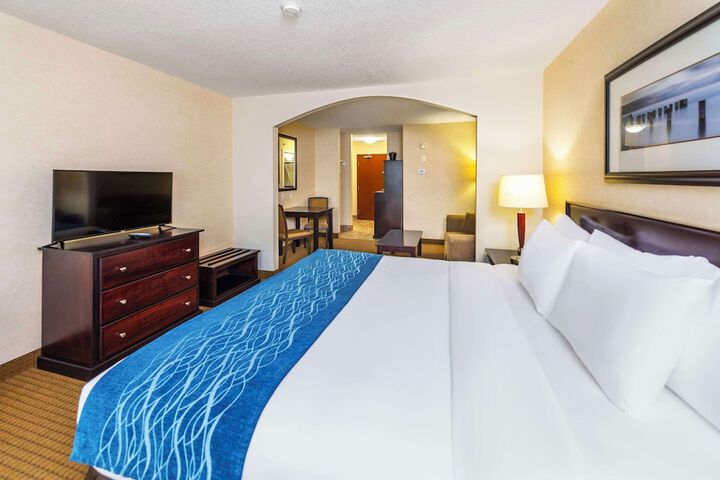 Comfort Inn & Suites Edson