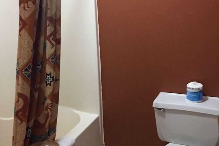 Room 35 of 60