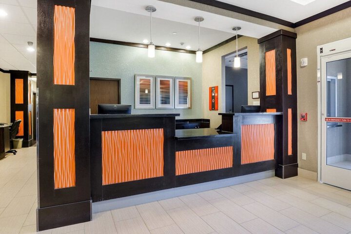 Hotel Interior 13 of 34