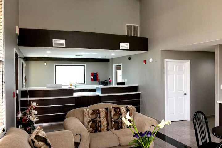 Americas Best Value Inn & Suites Mont Belvieu Houston