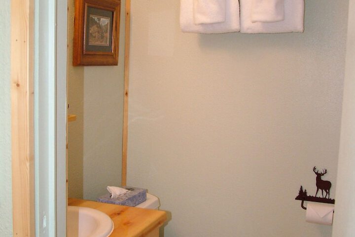 Room 37 of 60