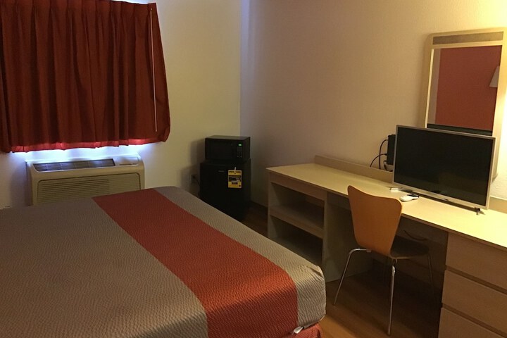 Motel 6 Espanola NM