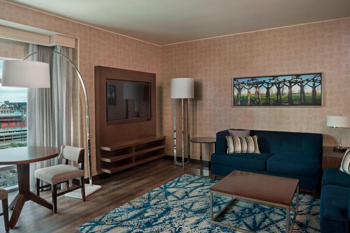 Room 27 of 57